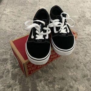 Black Vans